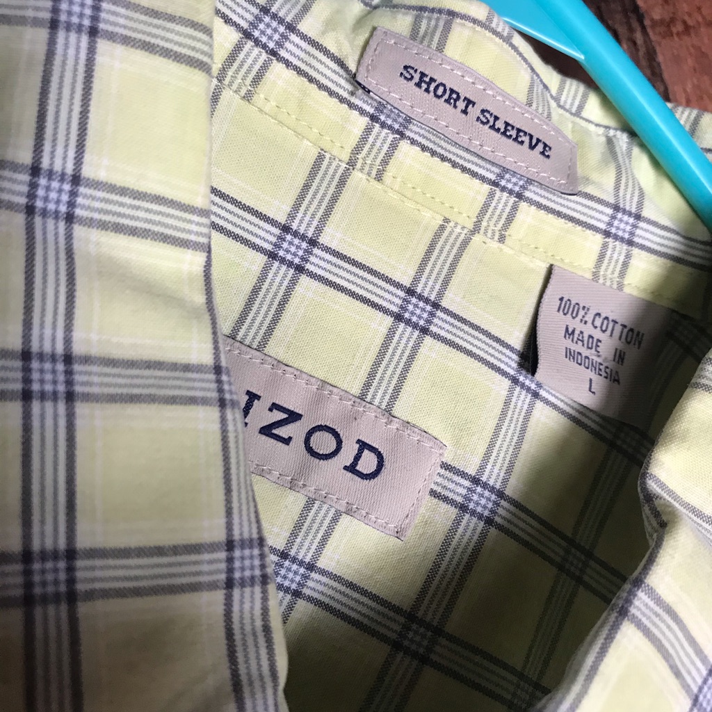 Izod Button Down